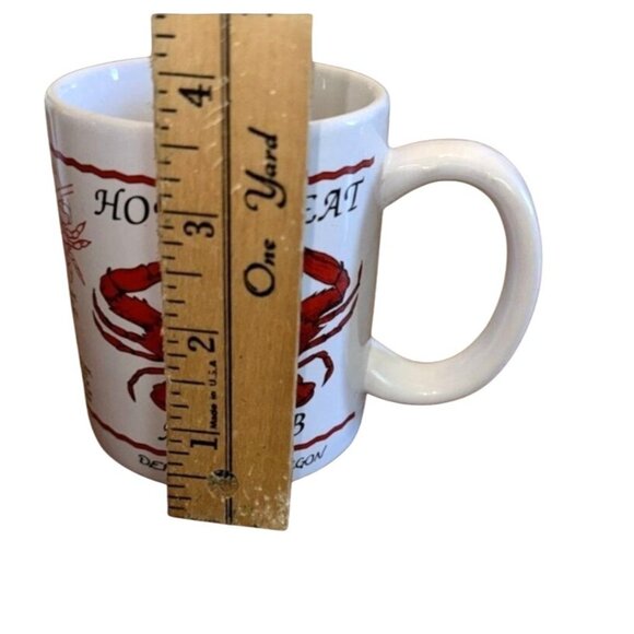 How To Eat A Crab Ceramic Mug 3.75" Diameter White With Red Crab Graphics - Picture 5 of 6